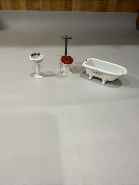 Vintage 1980 Mattel Littles Metal Dollhouse Bathroom Pieces Tub Toilet Sink